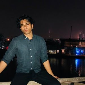 Meet your Posher, Nicholas